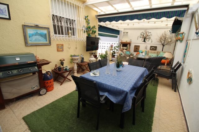4 sypialnia Willa na sprzedaż w Blue Lagoon z basenem - 399 000 € (Ref: 9877925)