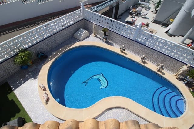 4 sypialnia Willa na sprzedaż w Blue Lagoon z basenem - 399 000 € (Ref: 9877925)