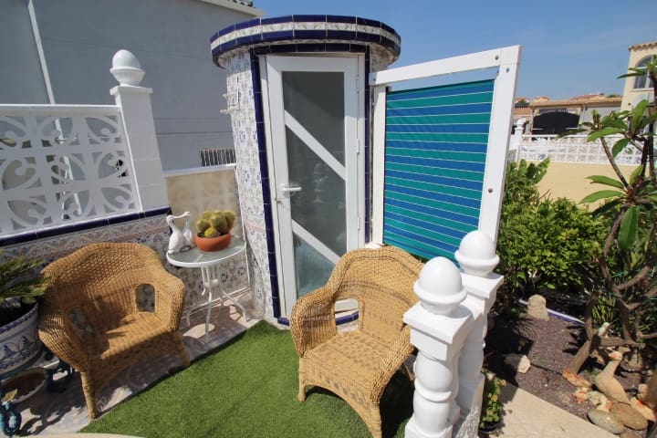 4 quarto Moradia para venda em Orihuela Costa com piscina - 399 000 € (Ref: 9877925)