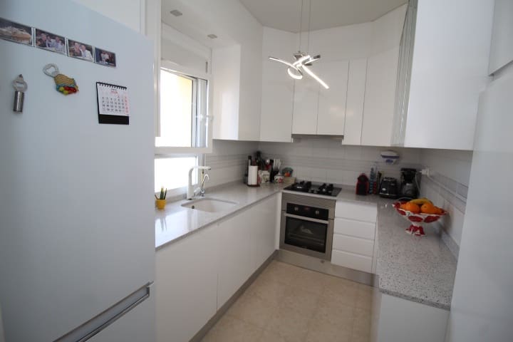 4 quarto Moradia para venda em Orihuela Costa com piscina - 399 000 € (Ref: 9877925)