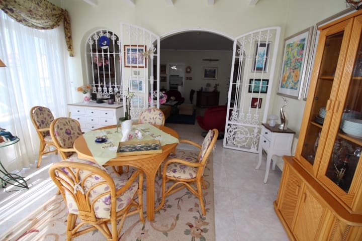 4 quarto Moradia para venda em Orihuela Costa com piscina - 399 000 € (Ref: 9877925)