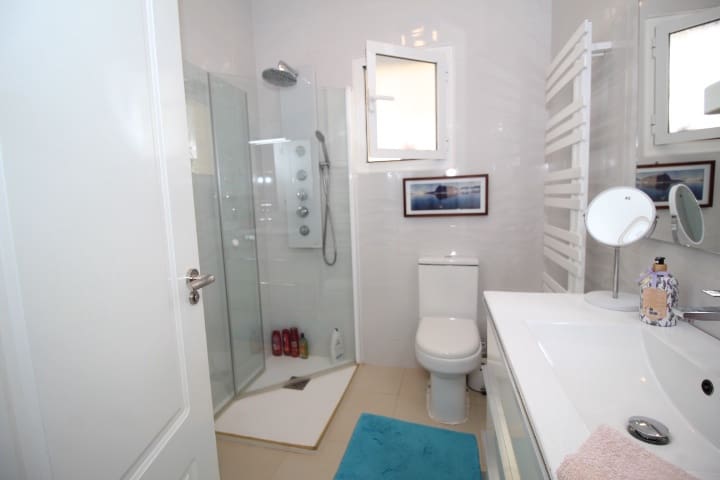 4 quarto Moradia para venda em Orihuela Costa com piscina - 399 000 € (Ref: 9877925)