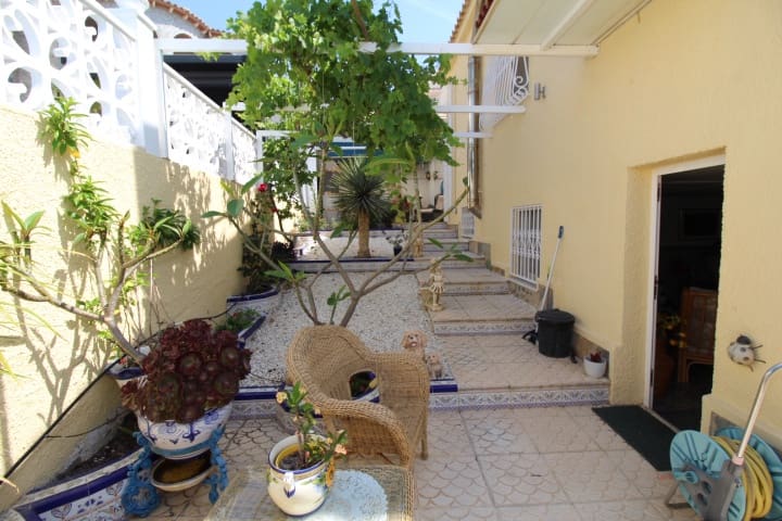 4 quarto Moradia para venda em Orihuela Costa com piscina - 399 000 € (Ref: 9877925)