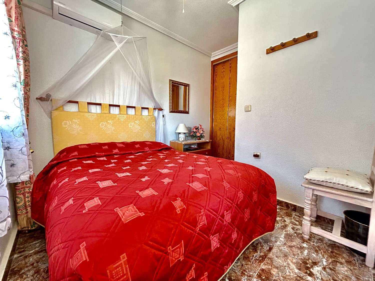 3 chambre Bungalow à vendre à La Zenia avec piscine - 250 000 € (Ref: 9880594)