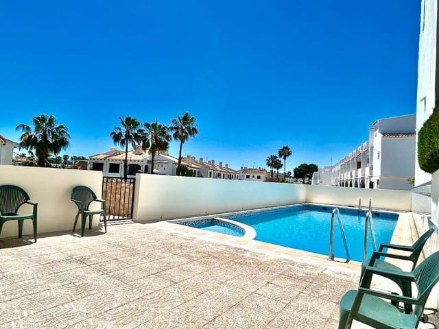 3 chambre Bungalow à vendre à La Zenia, Orihuela avec piscine - 250 000 € (Ref: 9880594)