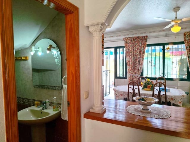 3 chambre Bungalow à vendre à La Zenia, Orihuela avec piscine - 250 000 € (Ref: 9880594)