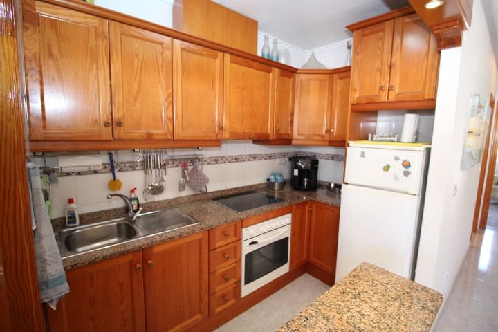 2 soveværelse Bungalow til salg i Orihuela Costa med swimmingpool - € 149.000 (Ref: 9949169)