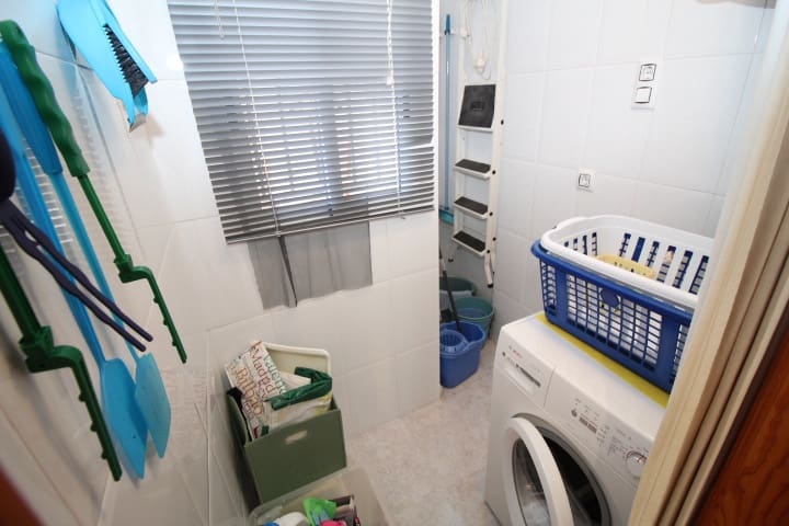 2 soveværelse Bungalow til salg i Orihuela Costa med swimmingpool - € 149.000 (Ref: 9949169)
