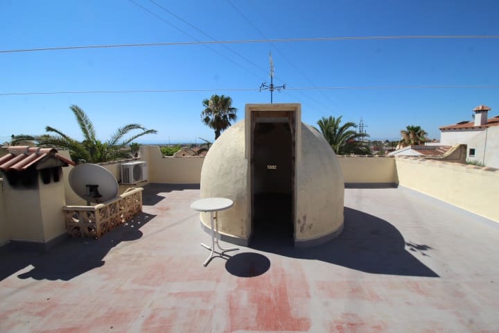 2 soveværelse Villa til salg i San Miguel de Salinas med swimmingpool - € 450.000 (Ref: 9953745)