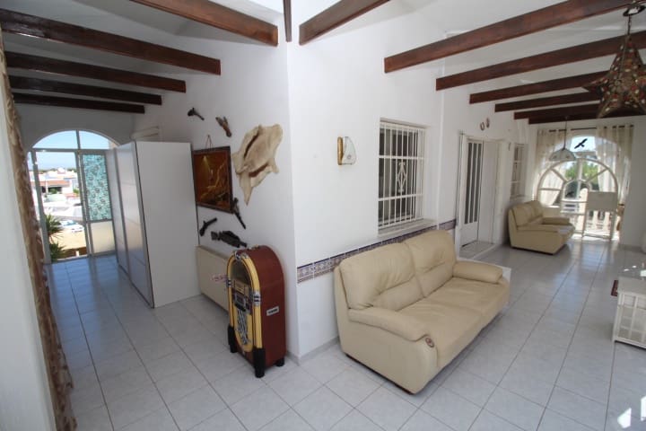 2 soveværelse Villa til salg i San Miguel de Salinas med swimmingpool - € 450.000 (Ref: 9953745)