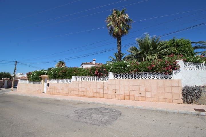 2 soveværelse Villa til salg i San Miguel de Salinas med swimmingpool - € 450.000 (Ref: 9953745)