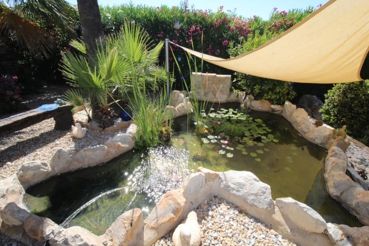2 soveværelse Villa til salg i San Miguel de Salinas med swimmingpool - € 450.000 (Ref: 9953745)