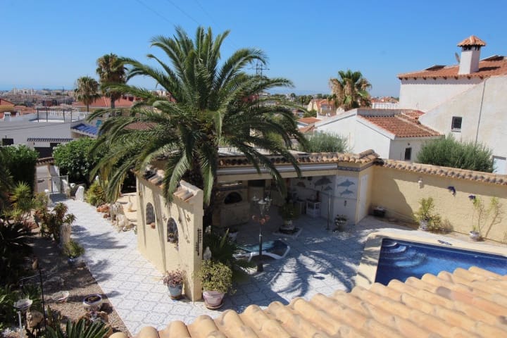 2 soveværelse Villa til salg i San Miguel de Salinas med swimmingpool - € 450.000 (Ref: 9953745)