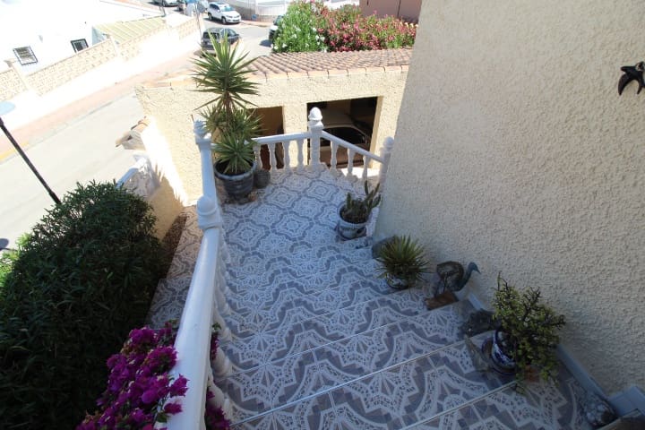 2 soveværelse Villa til salg i San Miguel de Salinas med swimmingpool - € 450.000 (Ref: 9953745)