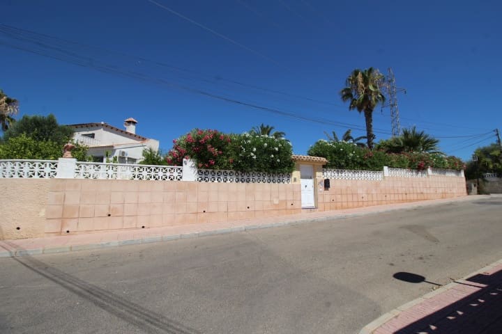 2 soveværelse Villa til salg i San Miguel de Salinas med swimmingpool - € 450.000 (Ref: 9953745)