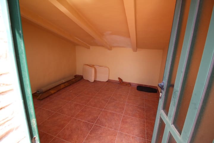 3 Zimmer Villa zu verkaufen in Bigastro mit Pool - 425.000 € (Ref: 9996627)