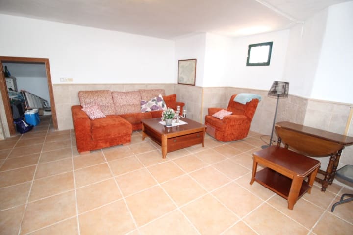 3 Zimmer Villa zu verkaufen in Bigastro mit Pool - 425.000 € (Ref: 9996627)
