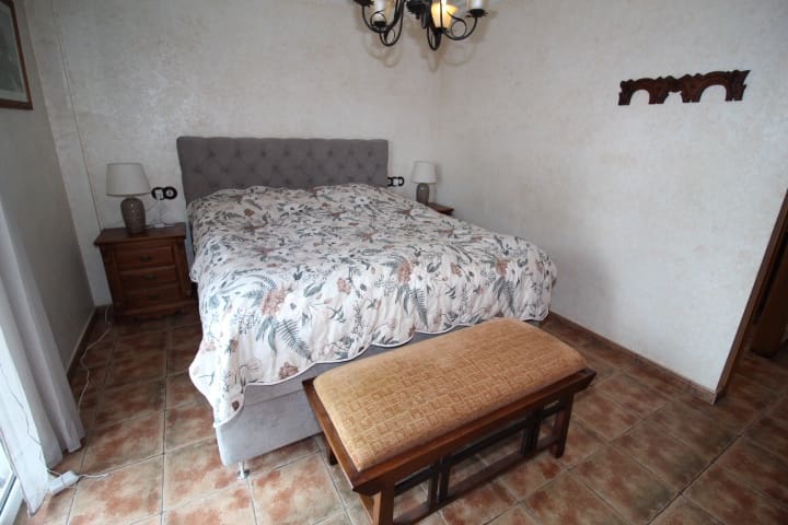3 Zimmer Villa zu verkaufen in Bigastro mit Pool - 425.000 € (Ref: 9996627)