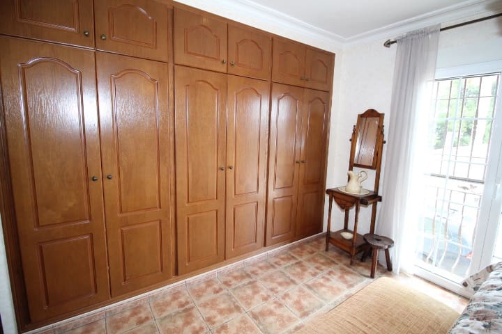 3 Zimmer Villa zu verkaufen in Bigastro mit Pool - 425.000 € (Ref: 9996627)