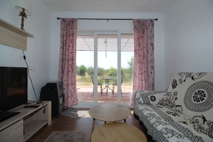 3 Zimmer Villa zu verkaufen in Bigastro mit Pool - 425.000 € (Ref: 9996627)