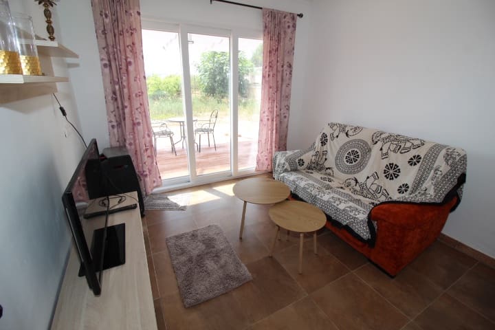 3 Zimmer Villa zu verkaufen in Bigastro mit Pool - 425.000 € (Ref: 9996627)