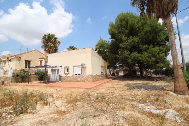 3 Zimmer Villa zu verkaufen in Bigastro mit Pool - 425.000 € (Ref: 9996627)