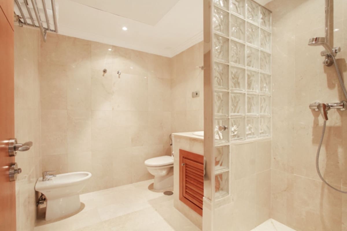 2 camera da letto Appartamento in vendita in Aloha Golf con piscina garage - 460.000 € (Rif: 10045875)