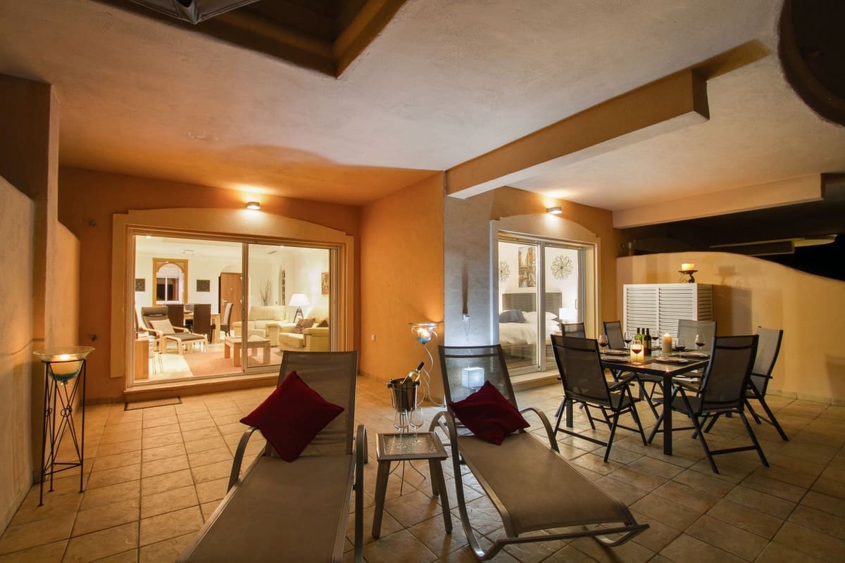 2 camera da letto Appartamento in vendita in Aloha Golf con piscina garage - 460.000 € (Rif: 10045875)