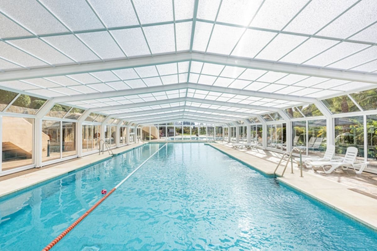 2 camera da letto Appartamento in vendita in Aloha Golf con piscina garage - 460.000 € (Rif: 10045875)