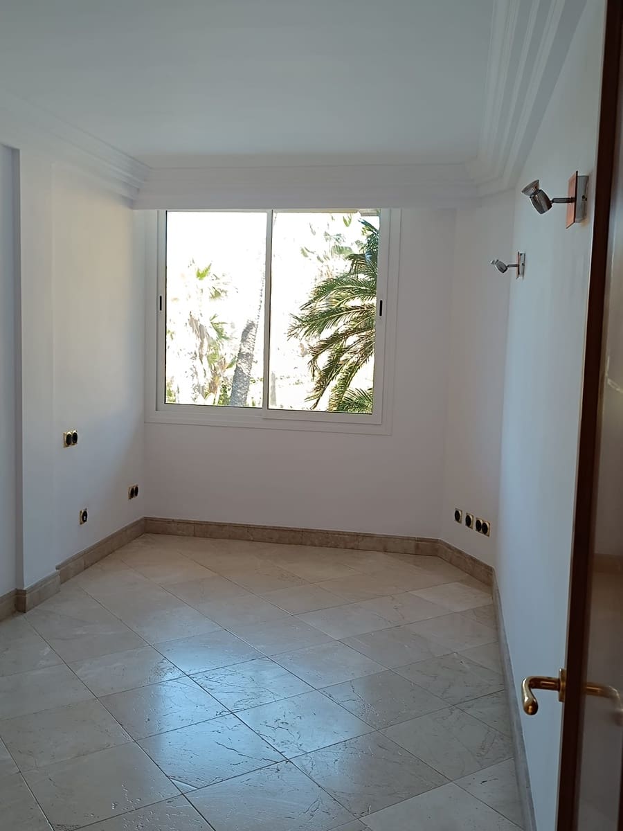 3 slaapkamer Appartement te koop in Santa Ponsa met zwembad garage - € 1.174.000 (Ref: 10007105)