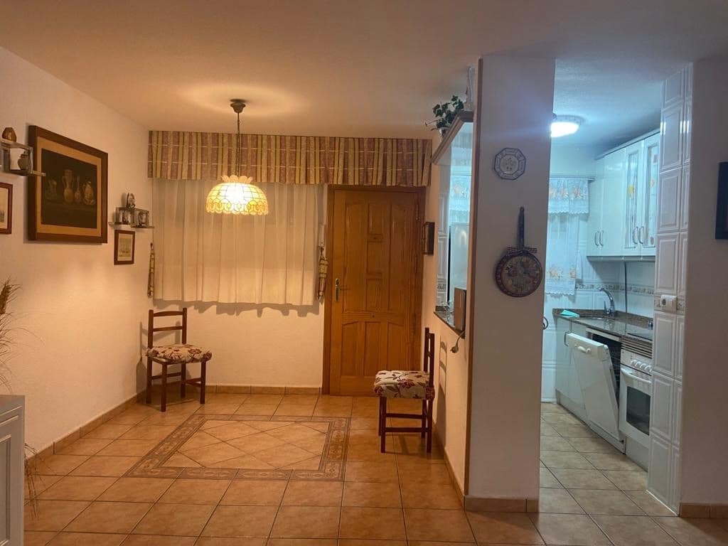 2 soveværelse Lejlighed til salg i La Manga del Mar Menor med swimmingpool - € 262.000 (Ref: 10008011)