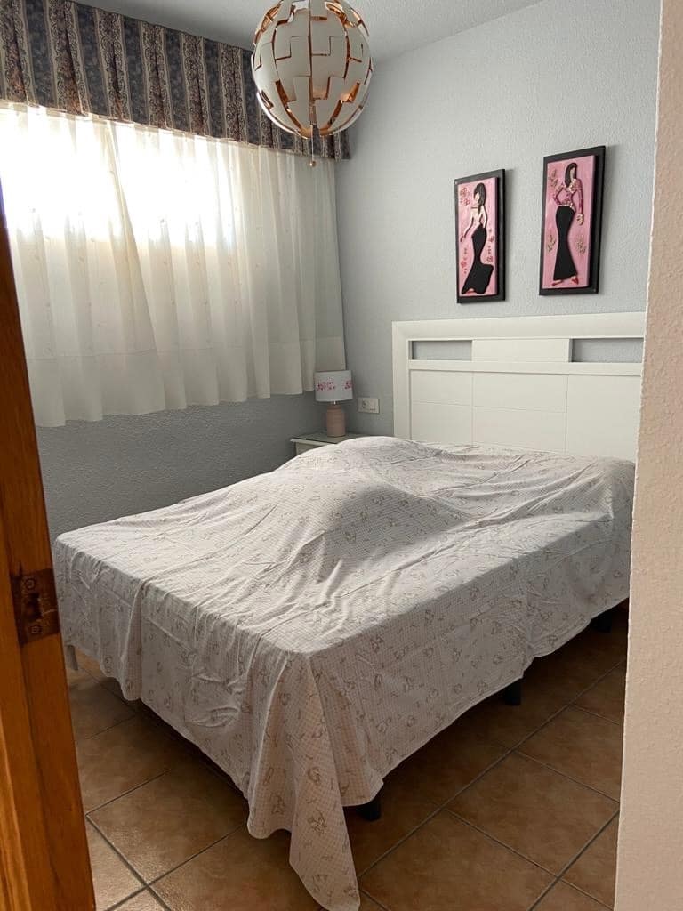 2 soveværelse Lejlighed til salg i La Manga del Mar Menor med swimmingpool - € 262.000 (Ref: 10008011)