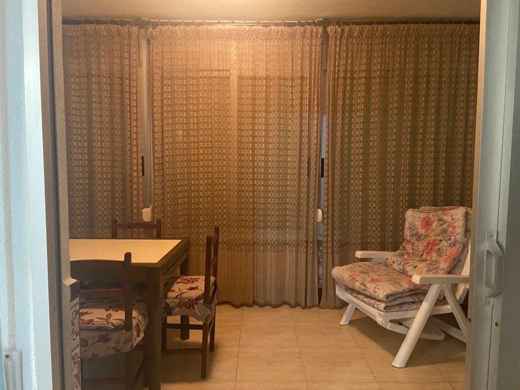 2 soveværelse Lejlighed til salg i La Manga del Mar Menor med swimmingpool - € 262.000 (Ref: 10008011)
