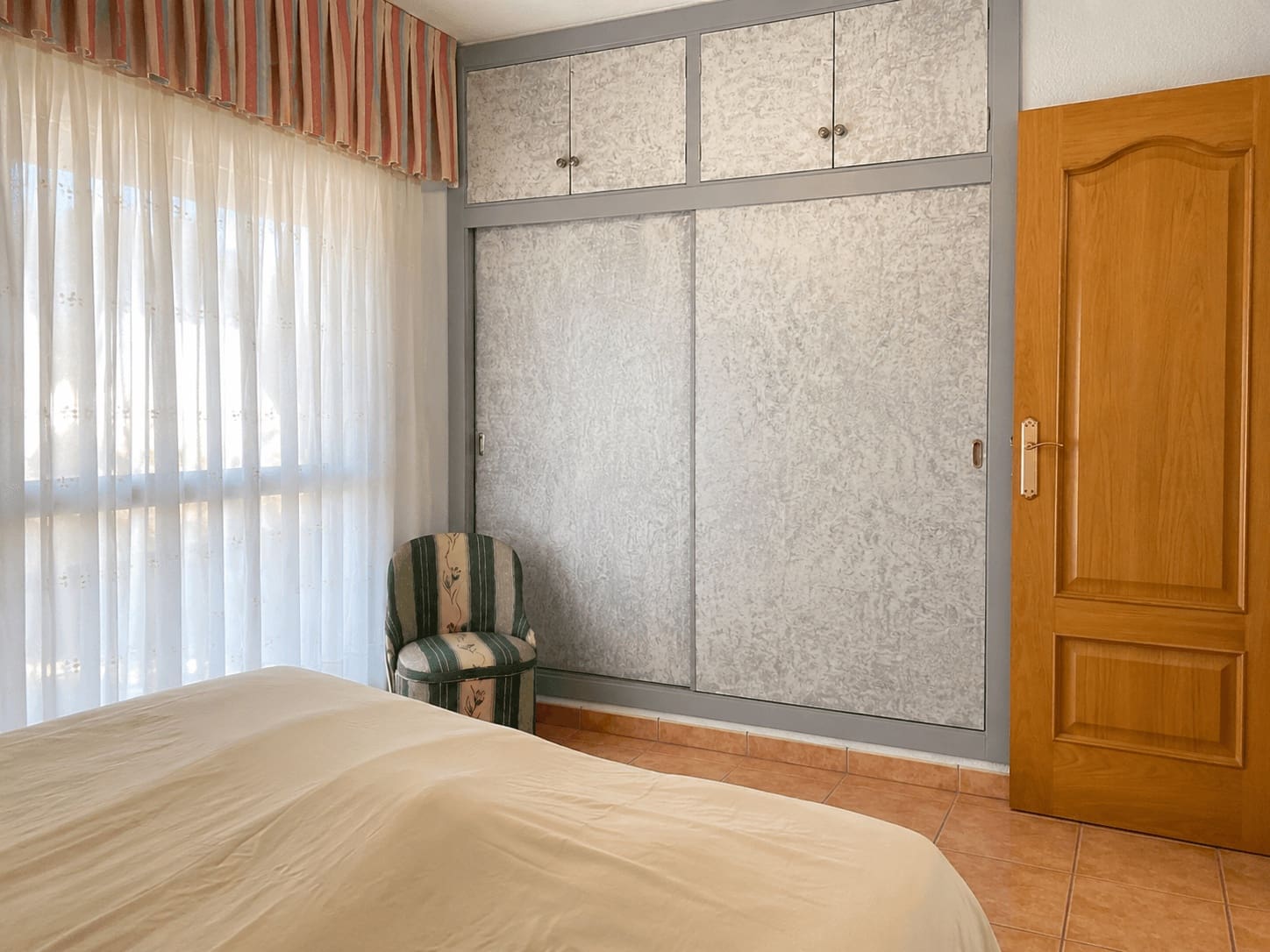 2 soveværelse Lejlighed til salg i La Manga del Mar Menor med swimmingpool - € 262.000 (Ref: 10008011)