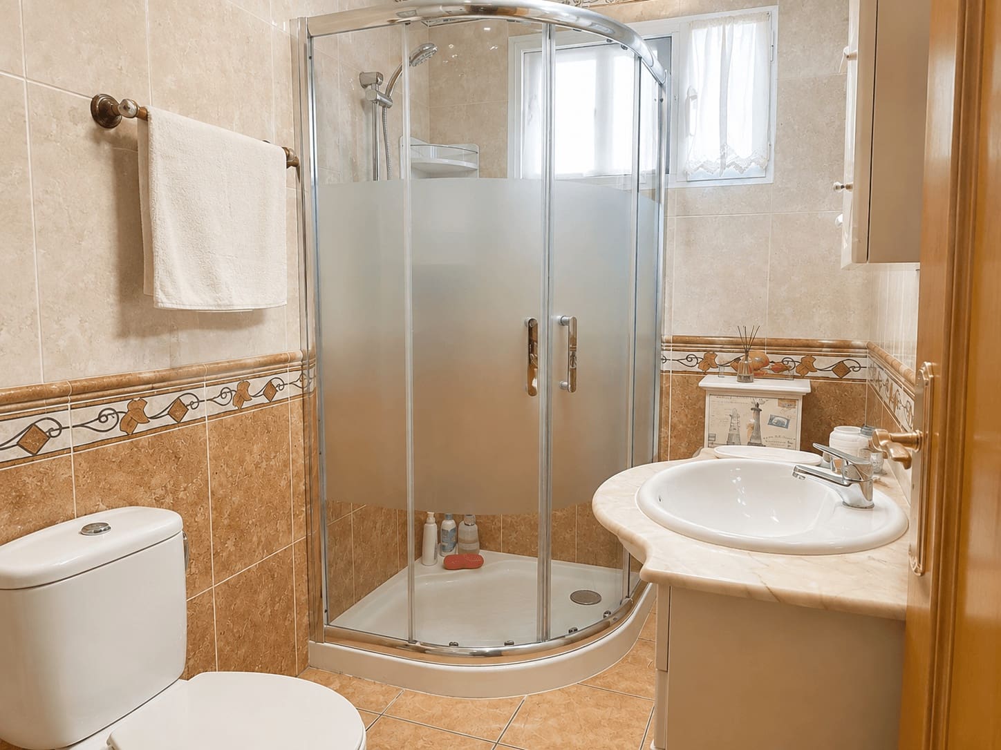 2 soveværelse Lejlighed til salg i La Manga del Mar Menor med swimmingpool - € 262.000 (Ref: 10008011)