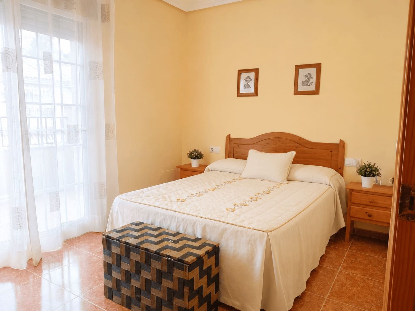 3 bedroom Terraced Villa for sale in Playa Paraiso with garage - € 290,000 (Ref: 10012616)