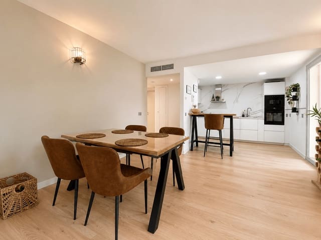 Appartement de 3 chambres à louer à Las Maravillas, Palma de Mallorca - 1 850 € (Ref: 10019918)