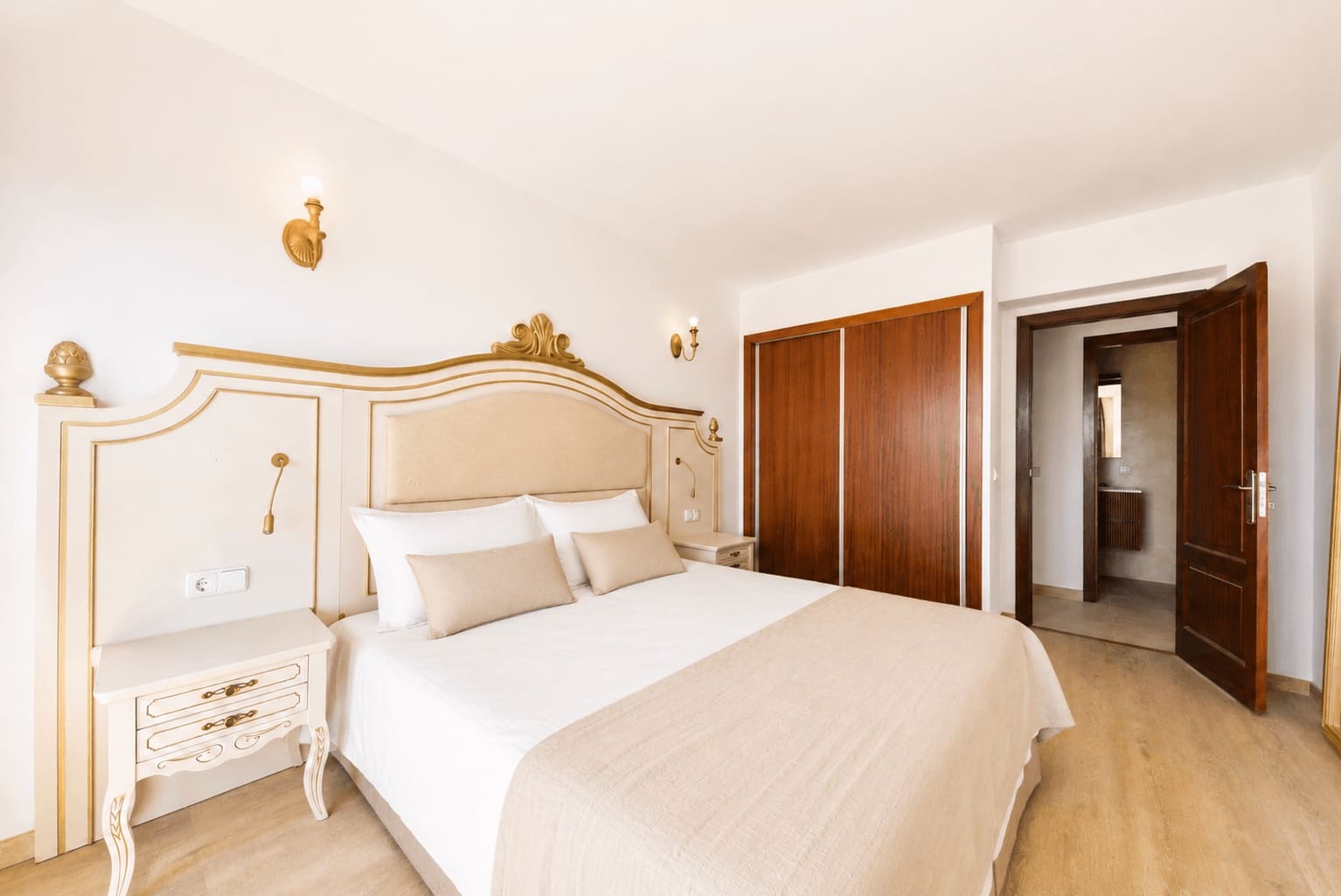 3 bedroom Apartment for rent in Portocristo / Port de Manacor with garage - € 1,980 (Ref: 10029519)