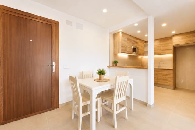3 bedroom Apartment for rent in Portocristo / Port de Manacor, Manacor with garage - € 1,980 (Ref: 10029519)
