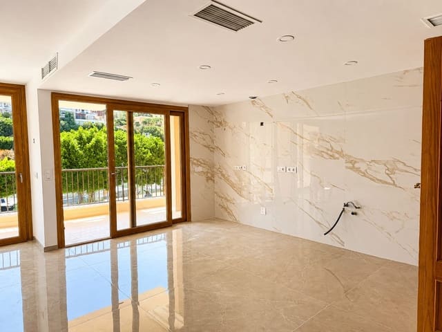 3 bedroom Apartment for sale in Portocristo / Port de Manacor, Manacor - € 599,000 (Ref: 10029520)
