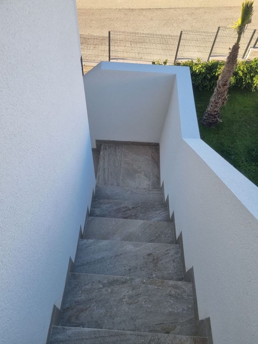 2 soverom Penthouse til salgs i Alicante by med svømmebasseng garasje - € 274 900 (Ref: 10035707)
