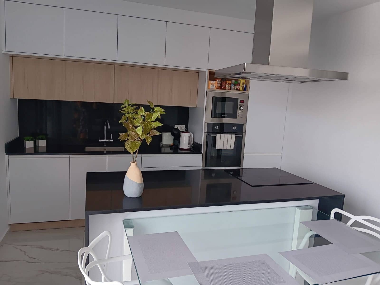 2 soverom Penthouse til salgs i Alicante by med svømmebasseng garasje - € 274 900 (Ref: 10035707)