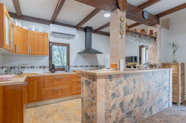 3 quarto Quinta/Casa Rural para venda em Algaida com piscina garagem - 750 000 € (Ref: 10037587)