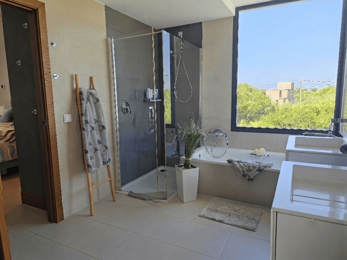 3 sypialnia Dom na sprzedaż w Llucmajor z basenem garażem - 695 000 € (Ref: 10038391)