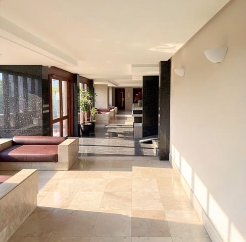2 bedroom Apartment for rent in Las Maravillas, Palma de Mallorca - € 1,600 (Ref: 10045731)