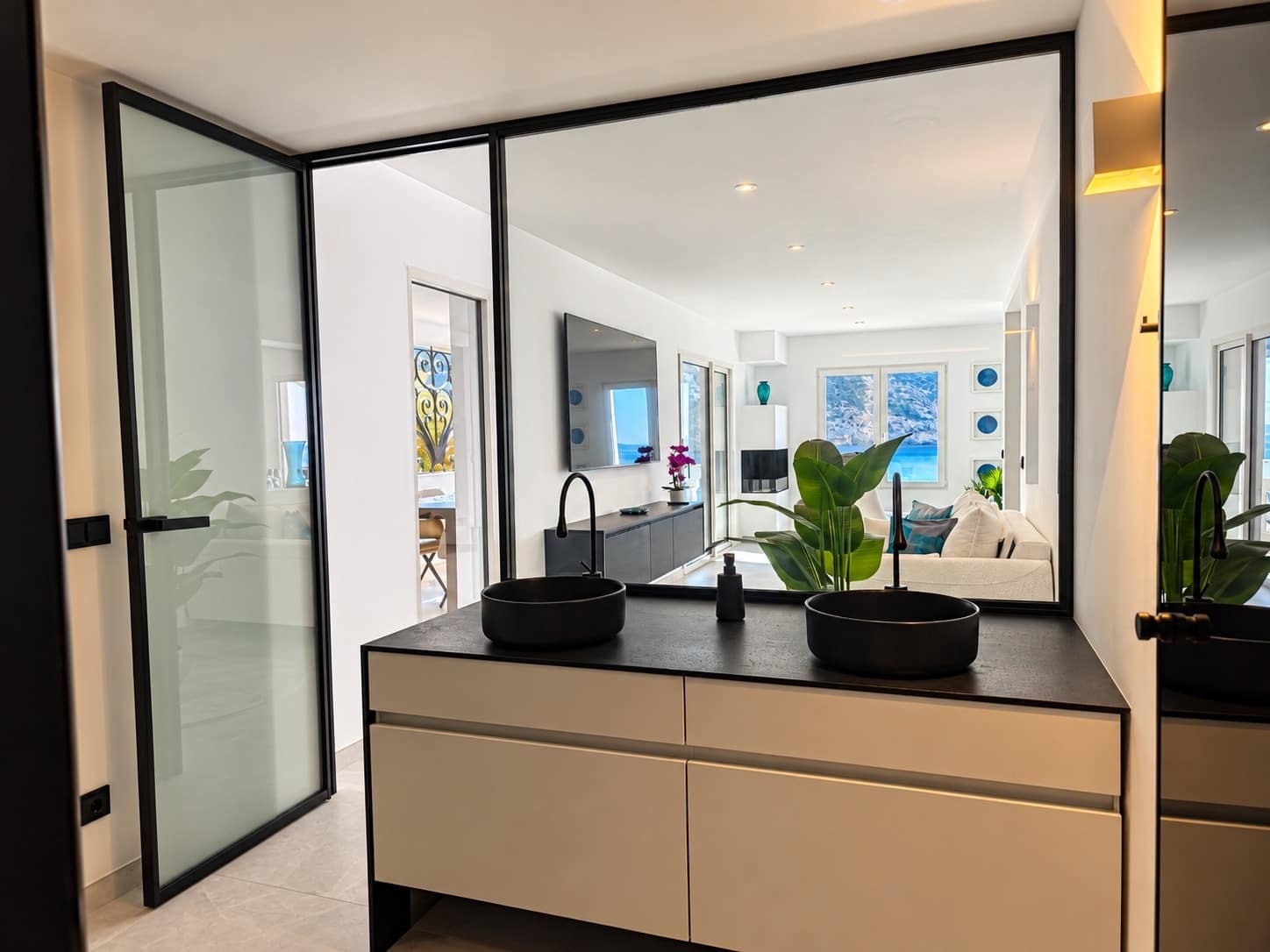 3 bedroom Apartment for sale in Puerto de Andratx with pool garage - € 1,699,000 (Ref: 10065586)