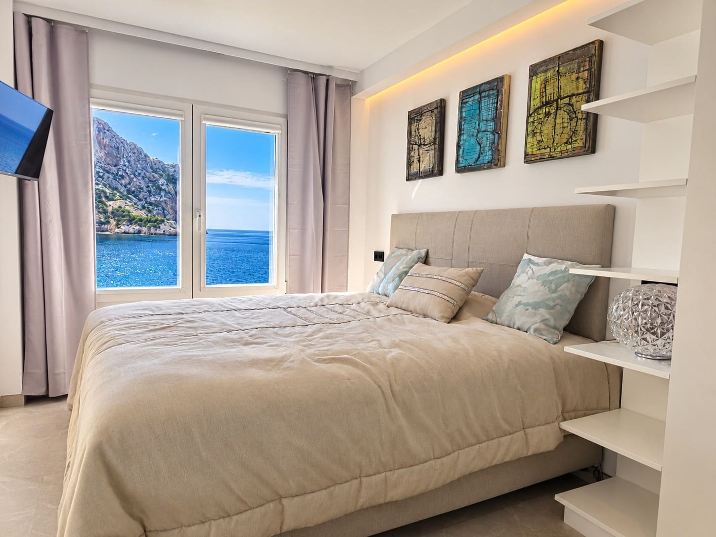3 bedroom Apartment for sale in Puerto de Andratx with pool garage - € 1,699,000 (Ref: 10065586)