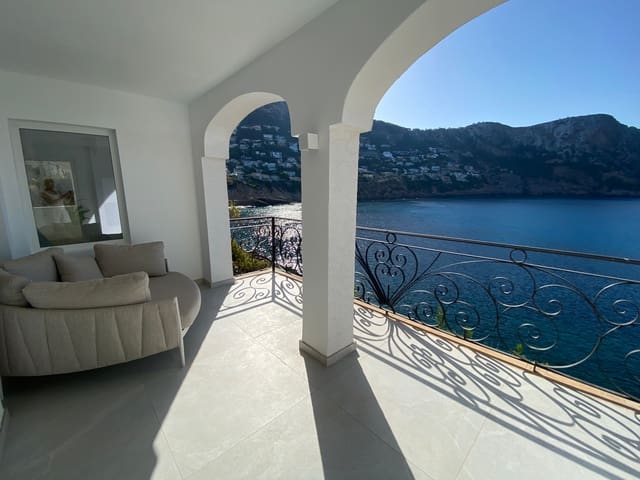 3 bedroom Apartment for sale in Puerto de Andratx, Andratx with pool garage - € 1,699,000 (Ref: 10065586)