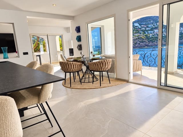 3 bedroom Apartment for sale in Puerto de Andratx, Andratx with pool garage - € 1,699,000 (Ref: 10065586)