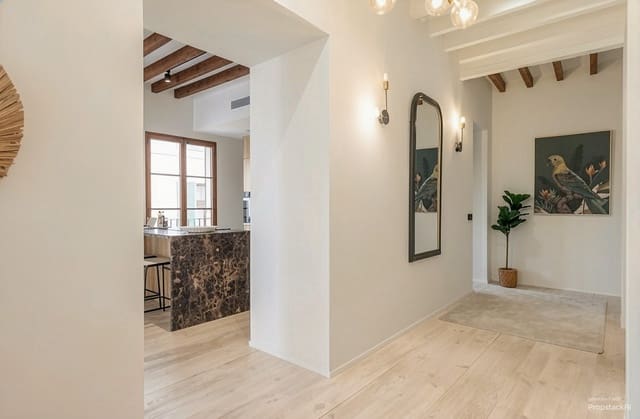 2 soveværelse Lejlighed til salg i El Sindicat, Palma de Mallorca - € 829.000 (Ref: 10070986)